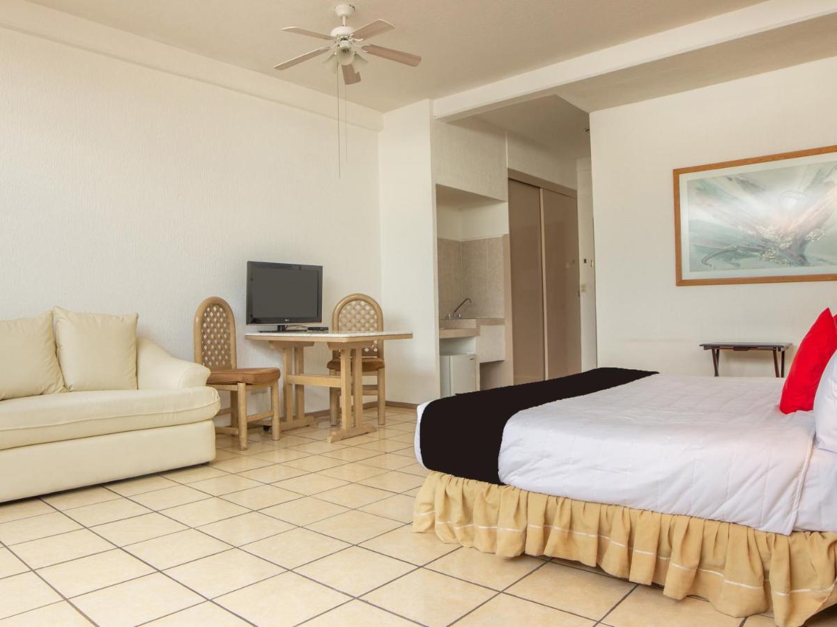 Capital O Hotel Villa Monini Πουέμπλα Εξωτερικό φωτογραφία