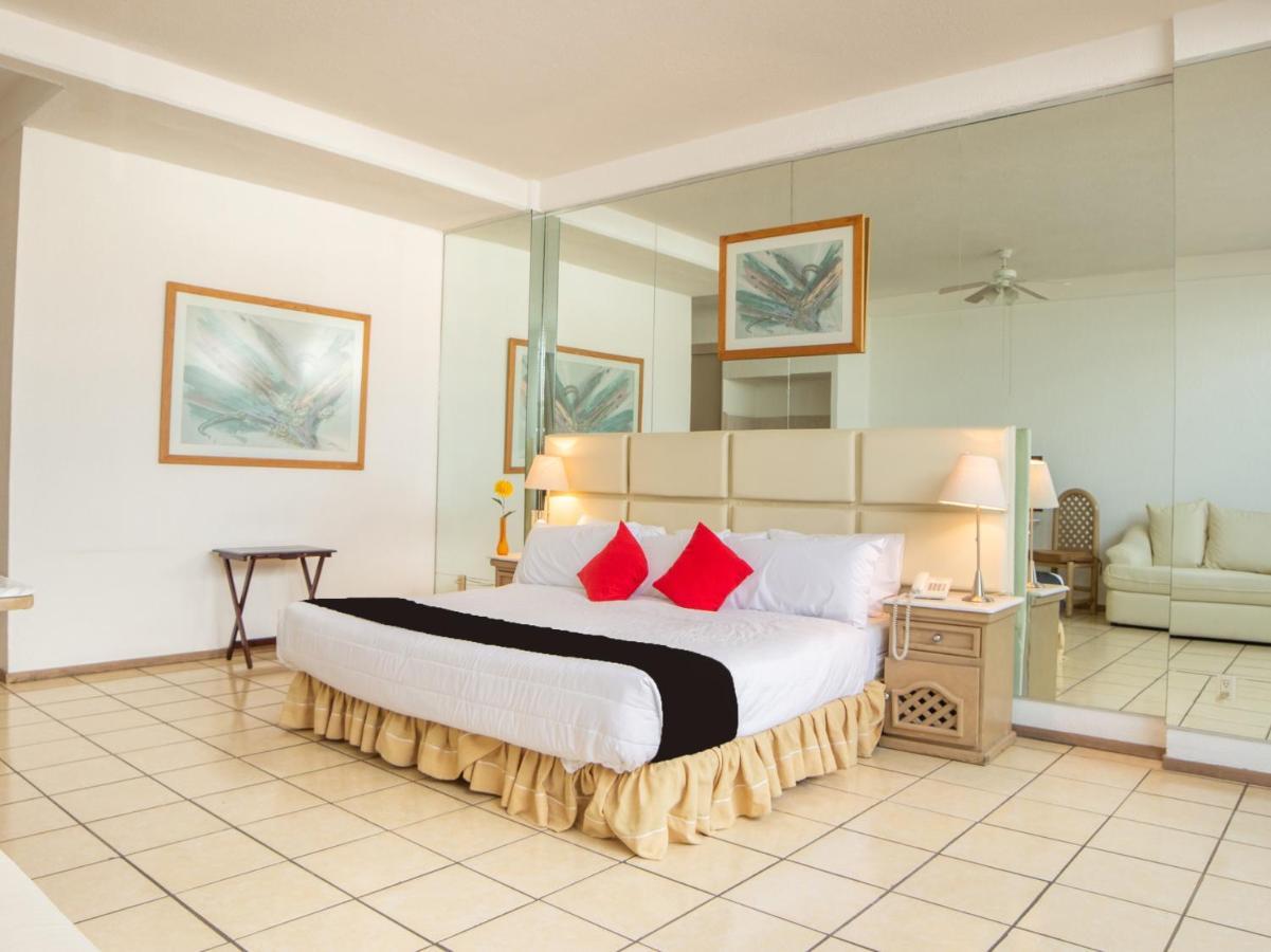 Capital O Hotel Villa Monini Πουέμπλα Εξωτερικό φωτογραφία
