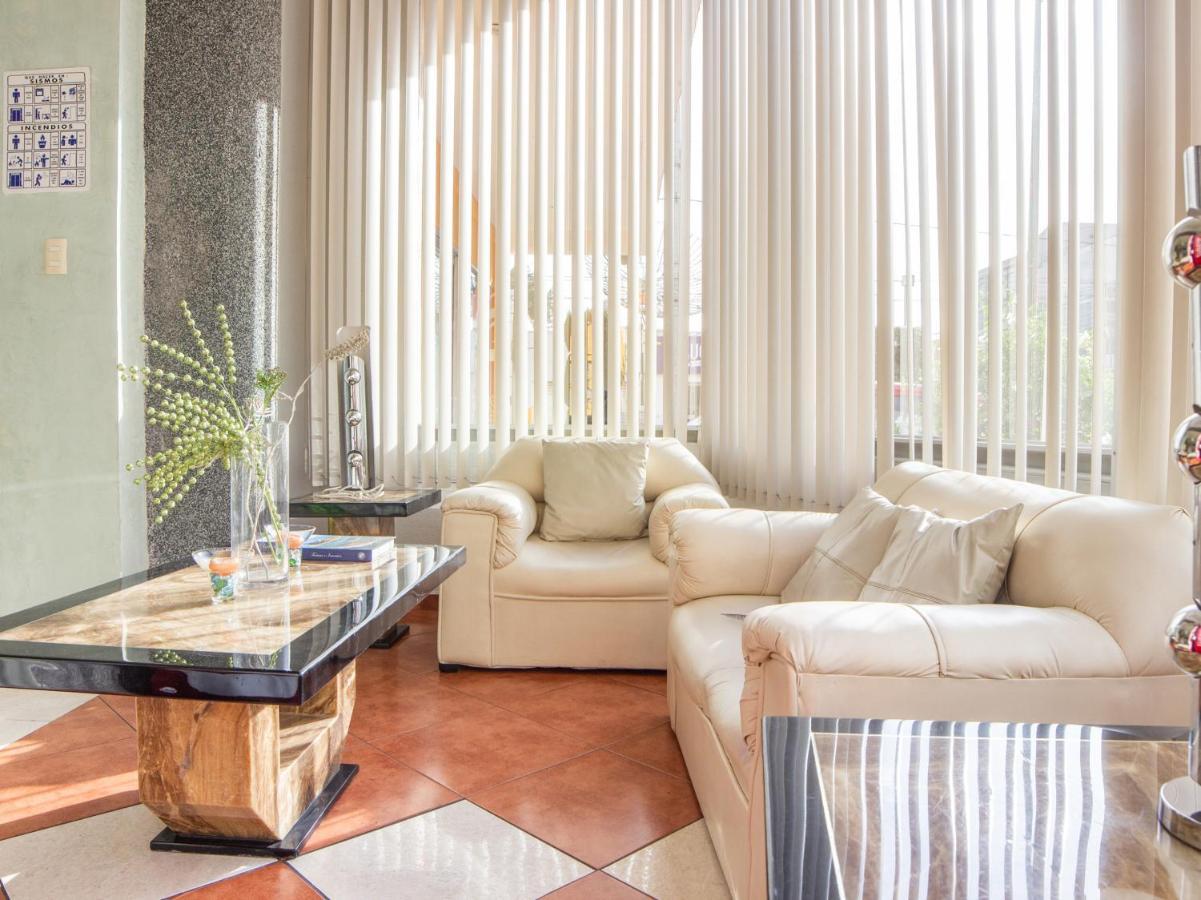 Capital O Hotel Villa Monini Πουέμπλα Εξωτερικό φωτογραφία